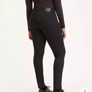 Levi’s 311 Shaping Skinny